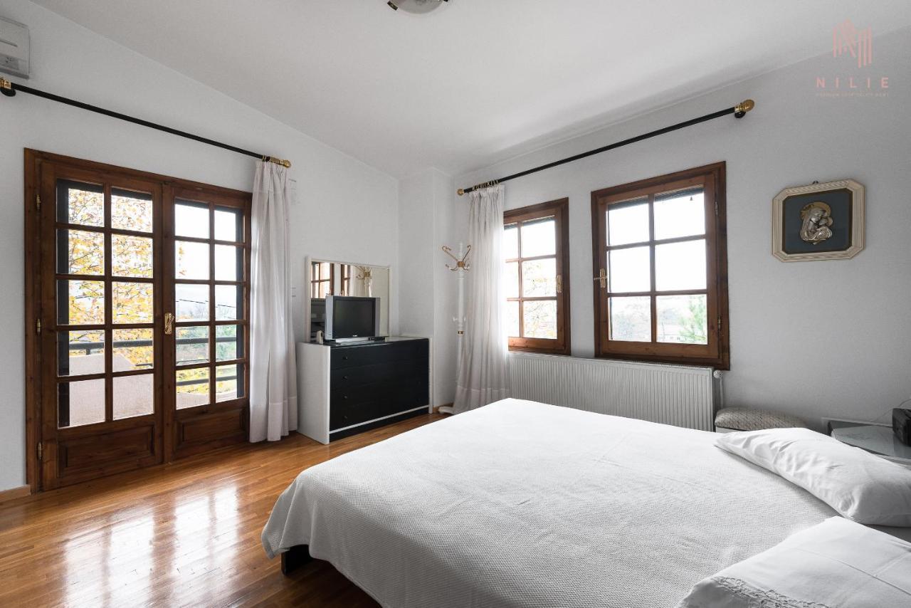 Classico, Nilie Hospitality Mgmt Foustani Экстерьер фото